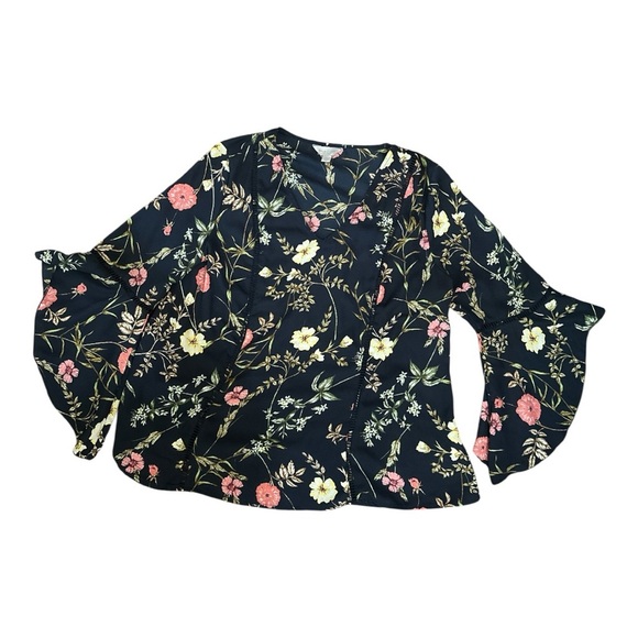 Belle + Sky Floral Bell Sleeve Blouse Size L Black Multicolor - Picture 4 of 8